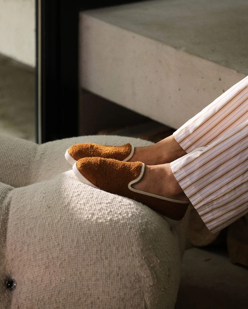 Chausson femme Bruson, éponge de bambou cognac