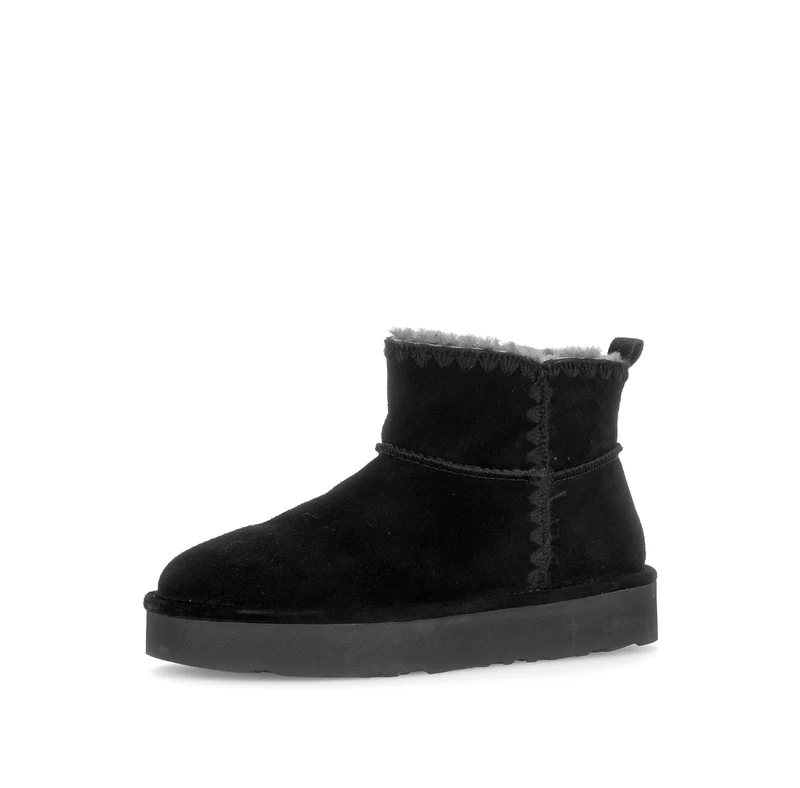 Bottines noires en cuir velours
