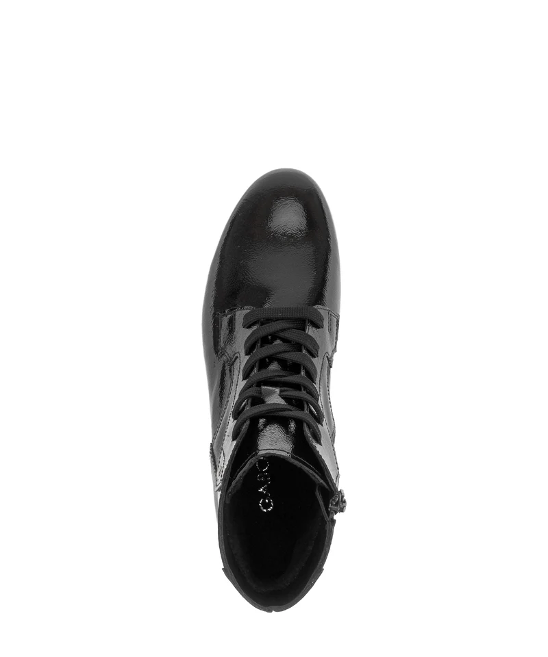 Bottines noires en cuir verni