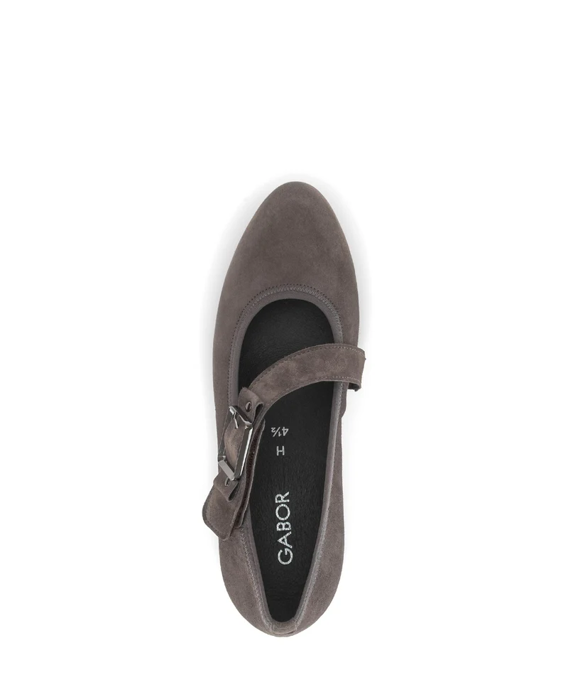 Escarpins beiges en cuir velours