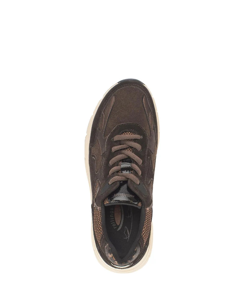 Baskets marron en daim