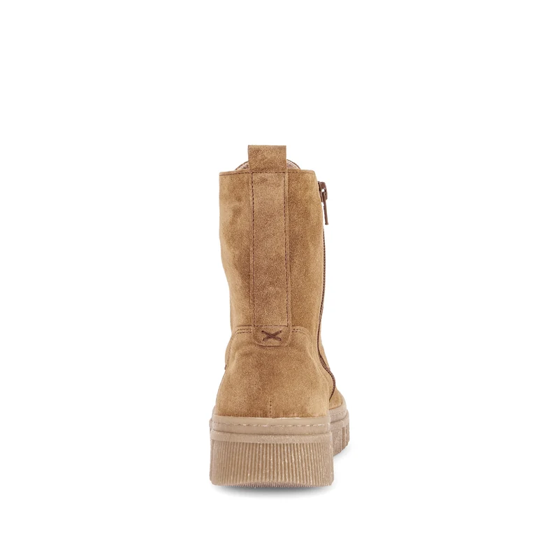 Bottines beiges en cuir velours