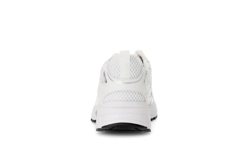 Baskets blanches en textile