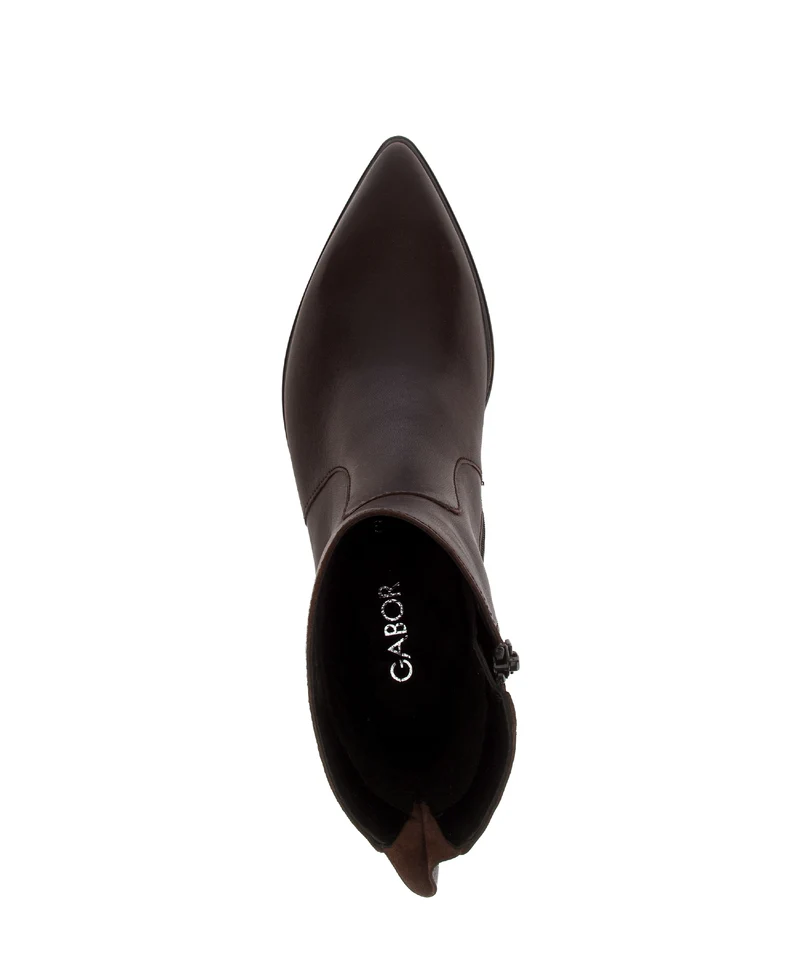 Bottines rouges en cuir lisse