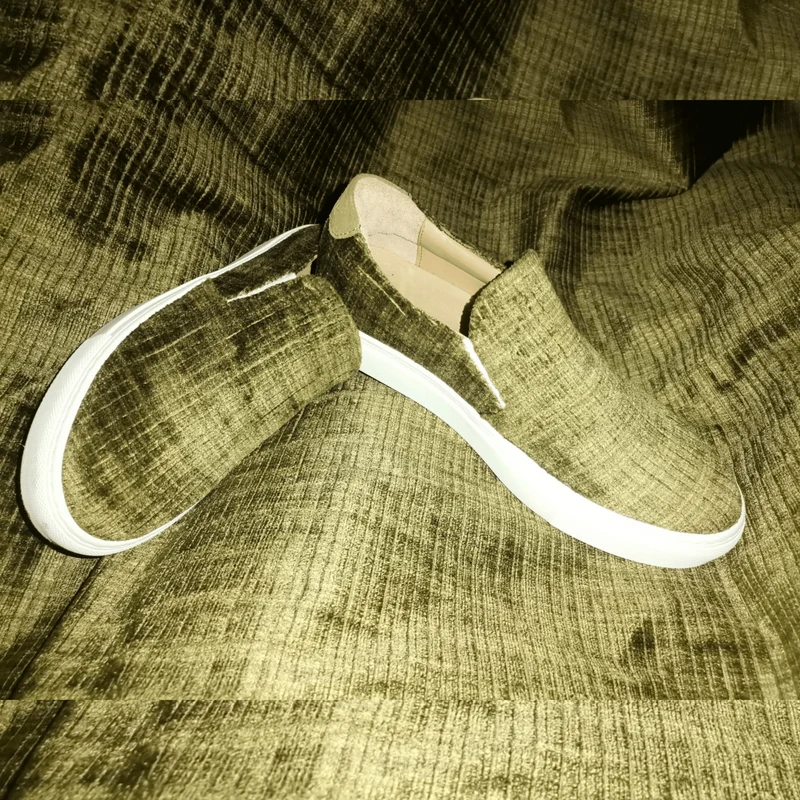 LES SLIP-ON VELOURS VERT