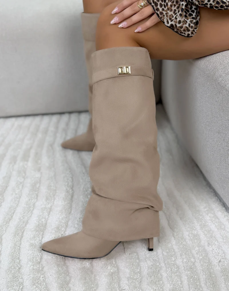 Bottes femme kaki élégantes en suédine à revers et détail doré