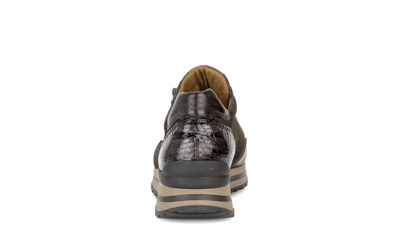 Baskets marron en daim et cuir