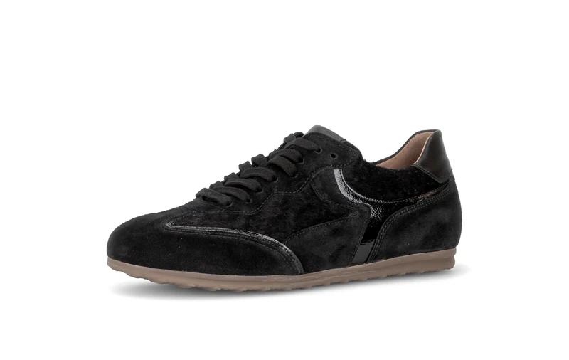 Baskets noires en nubuck