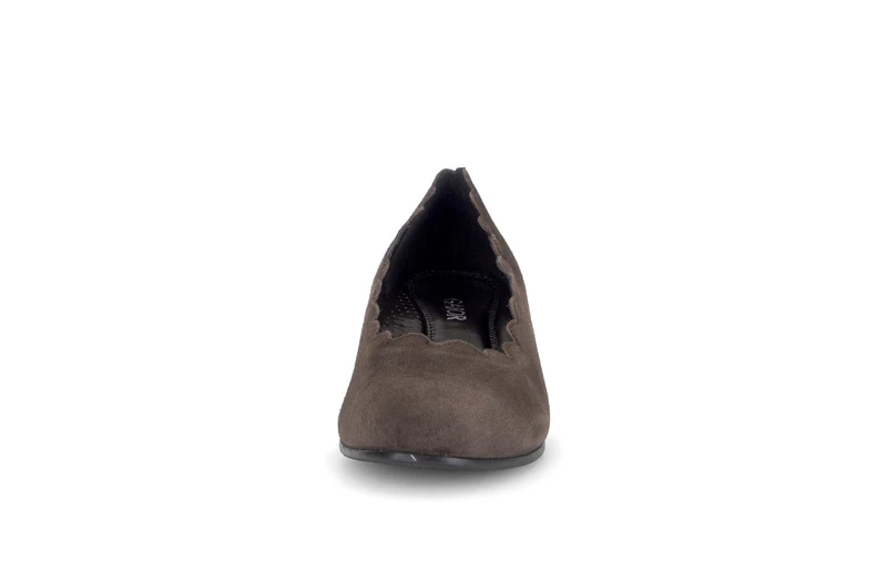 Escarpins marron en cuir velours