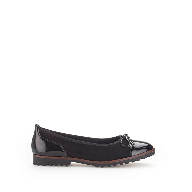 Ballerines noires en combinaison cuirs