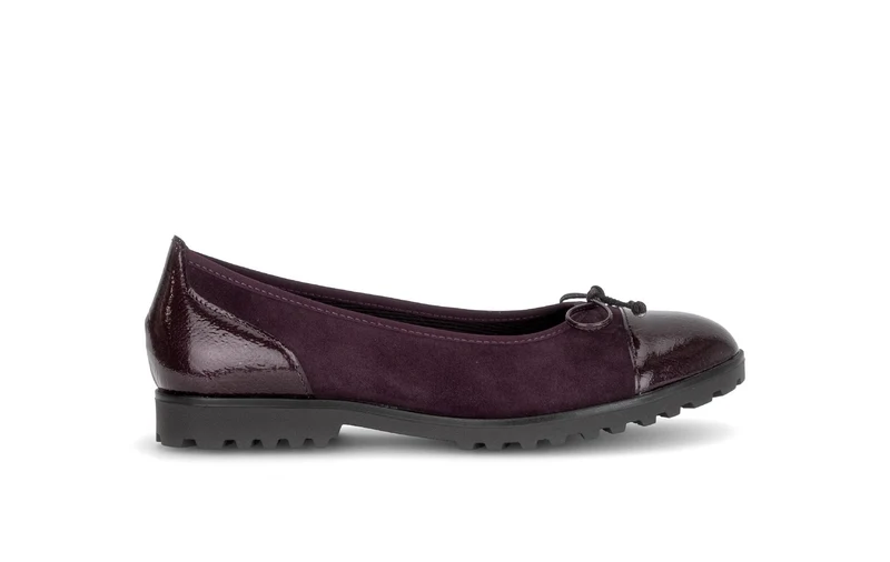 Ballerines merlot en nubuck et vernis