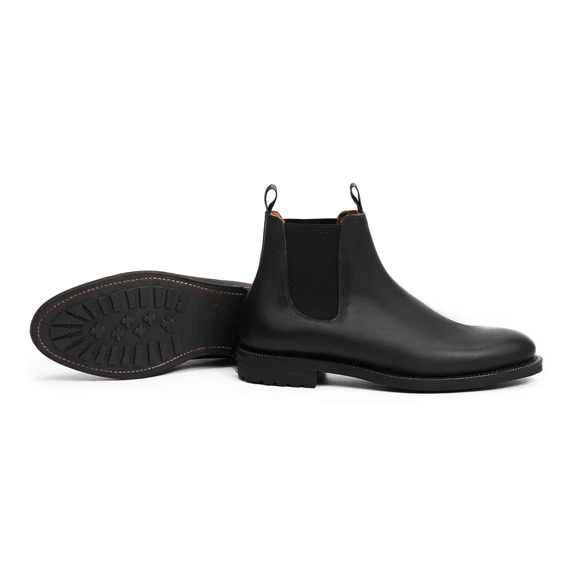 514015 - BLACK WAXY CALF - E