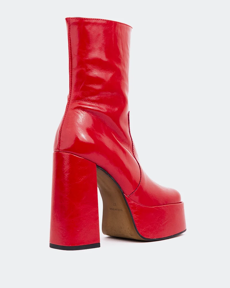 Tate Red Leather