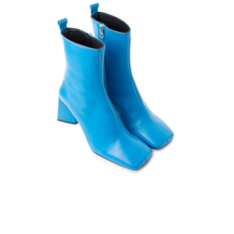 Mannedorf Blue Leather