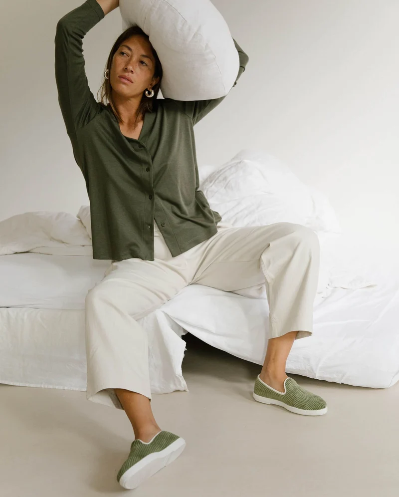 Chausson femme Bruson, velours côtelé vert