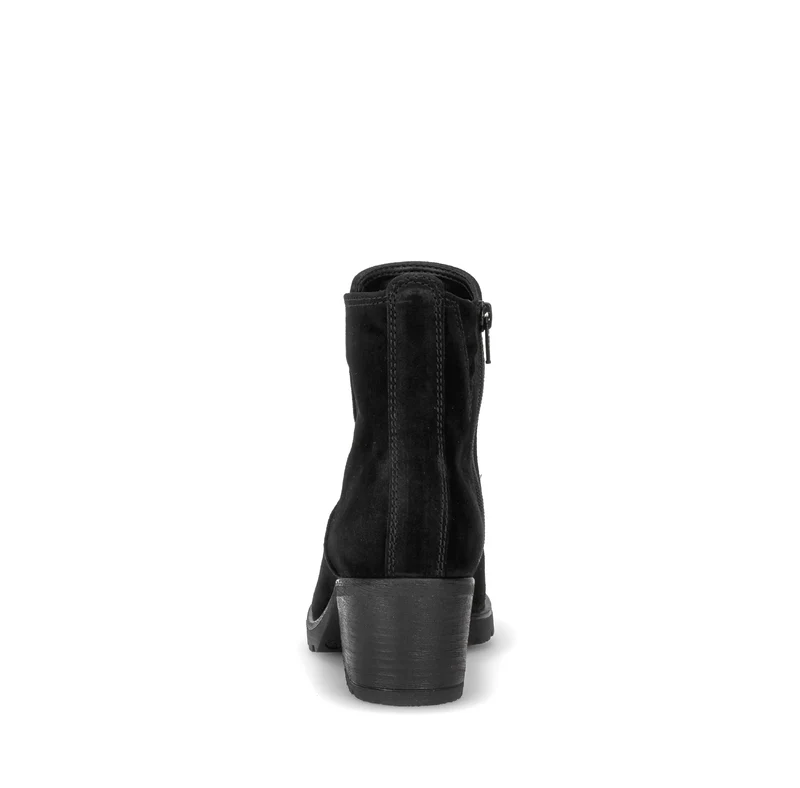 Bottines noires en cuir velours