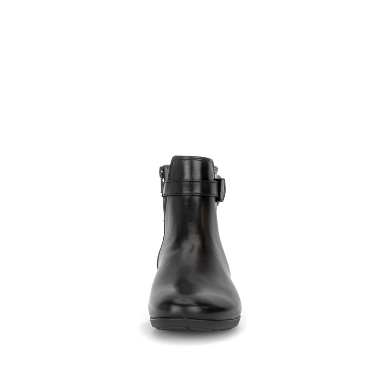 Bottines noires en cuir