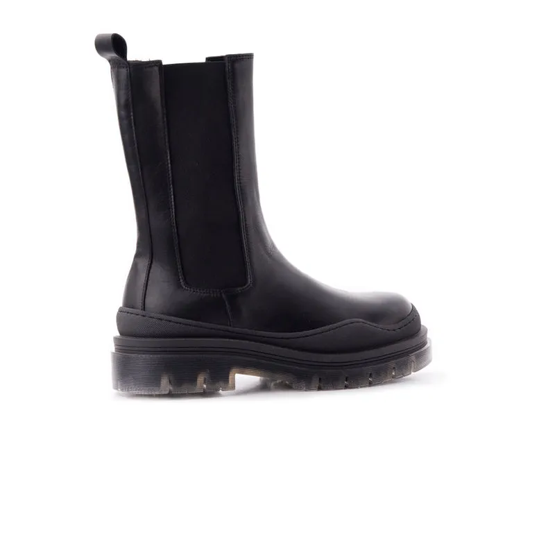 Nagano Black Leather/Black Sole