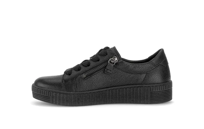 Baskets noires en cuir lisse