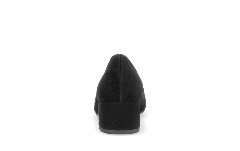 Escarpins noirs en cuir velours
