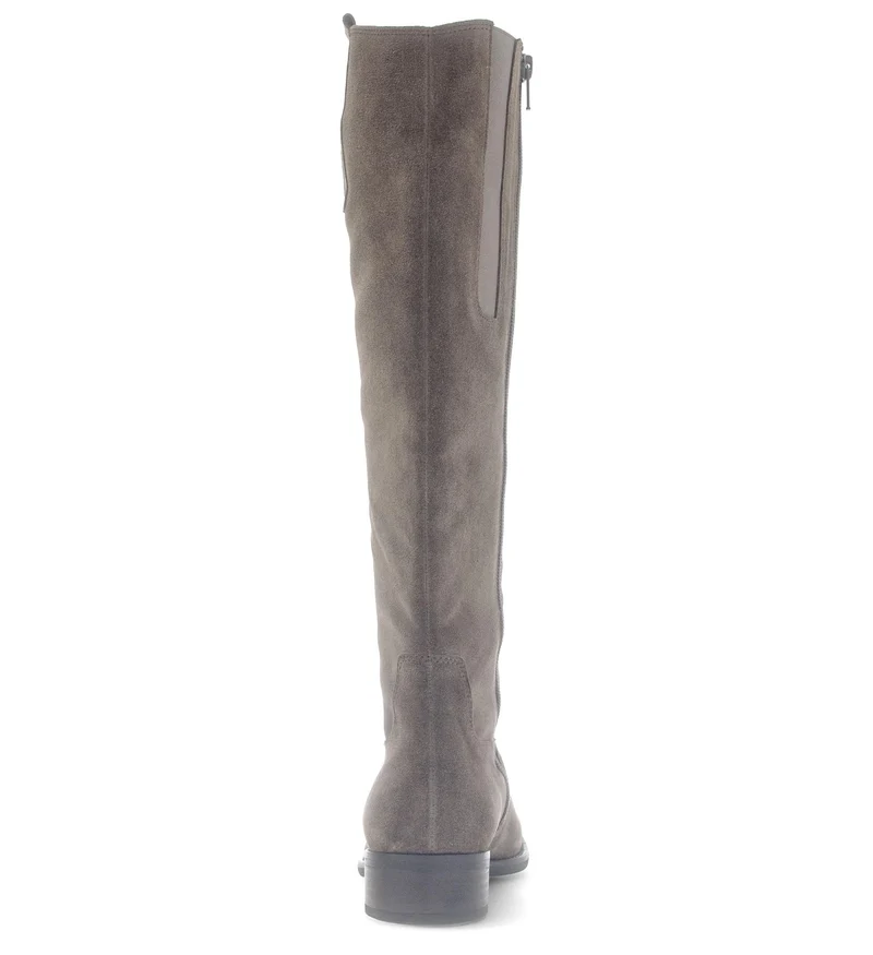 Bottes marron en cuir velours
