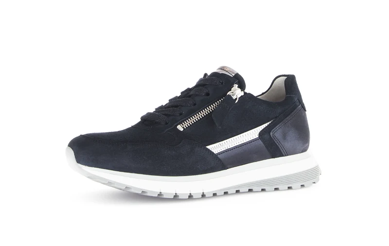 Baskets bleues en cuir