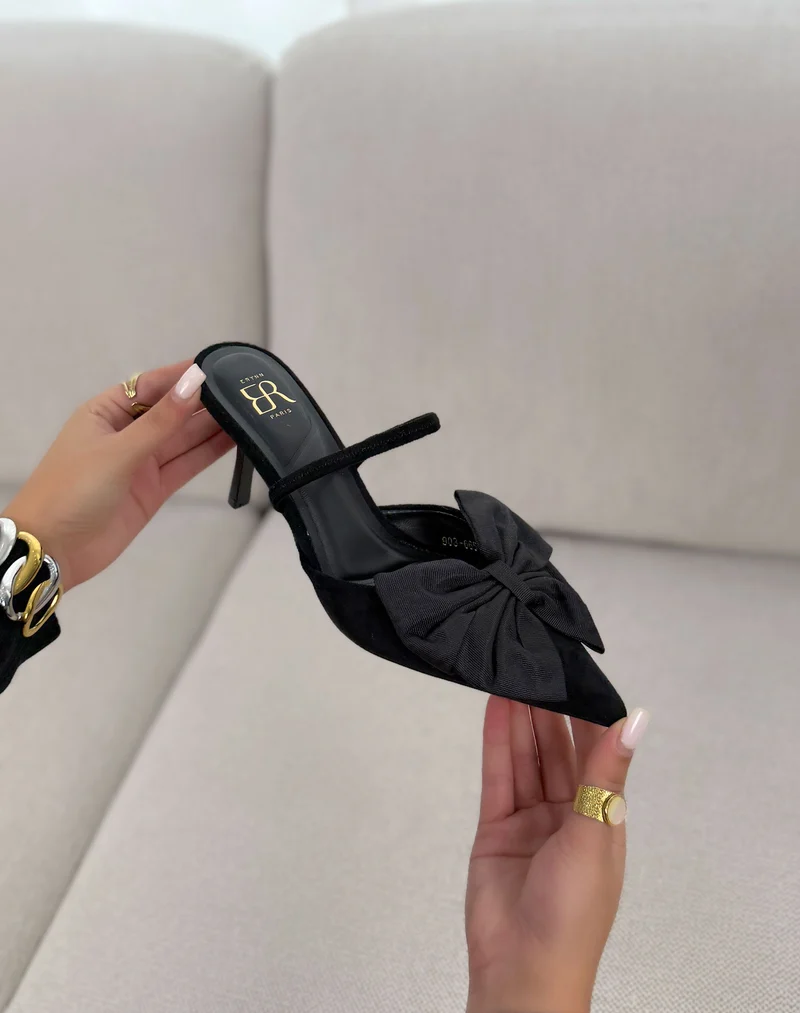 Escarpin femme noir élégant en suédine avec nœud et talon aiguille