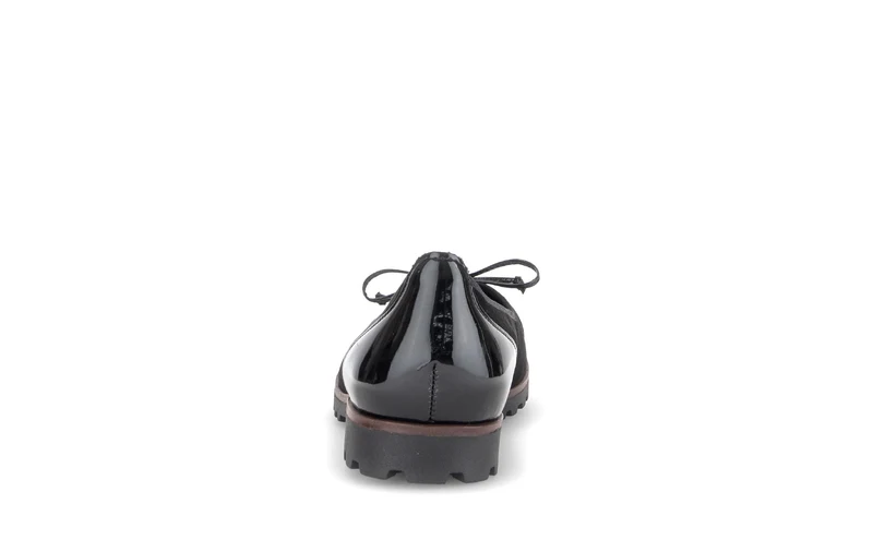 Ballerines noires en nubuck et vernis