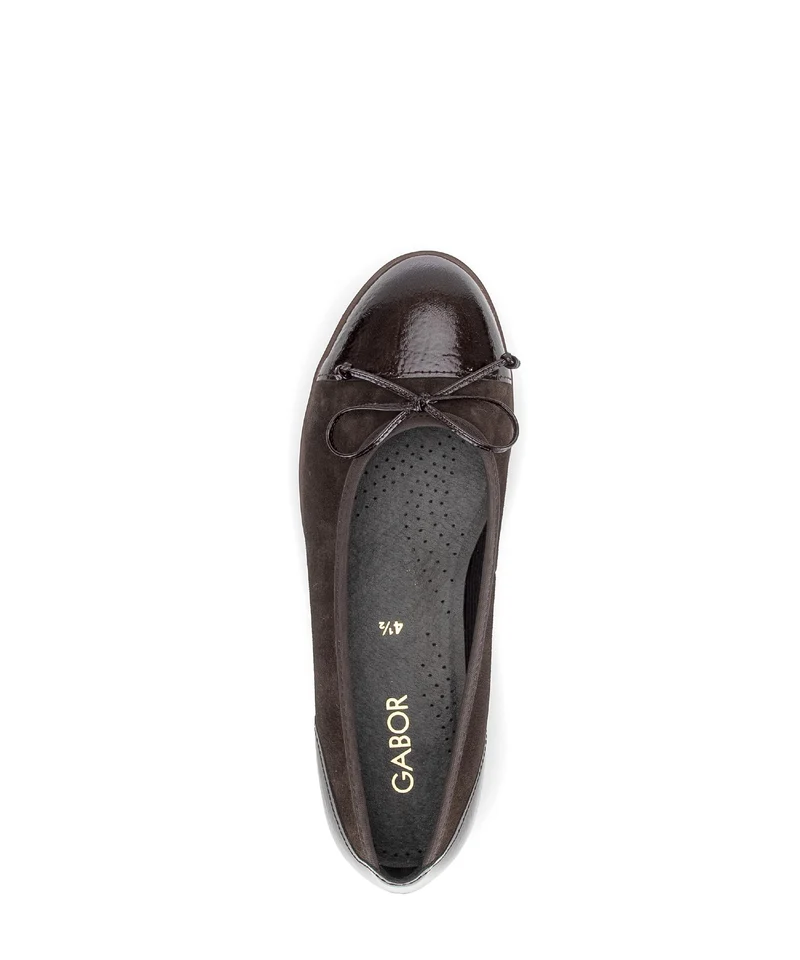 Ballerines marron en nubuck et vernis