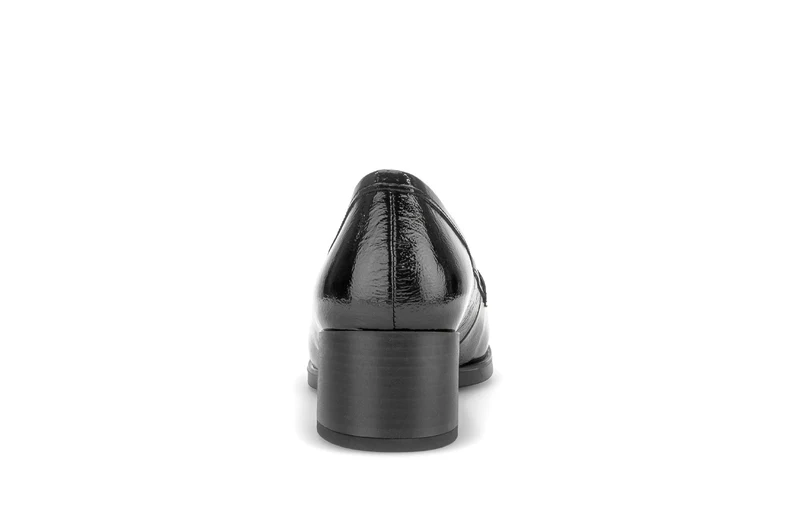 Mocassins noirs en cuir verni