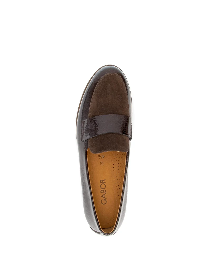 Mocassins marron en vernis et daim