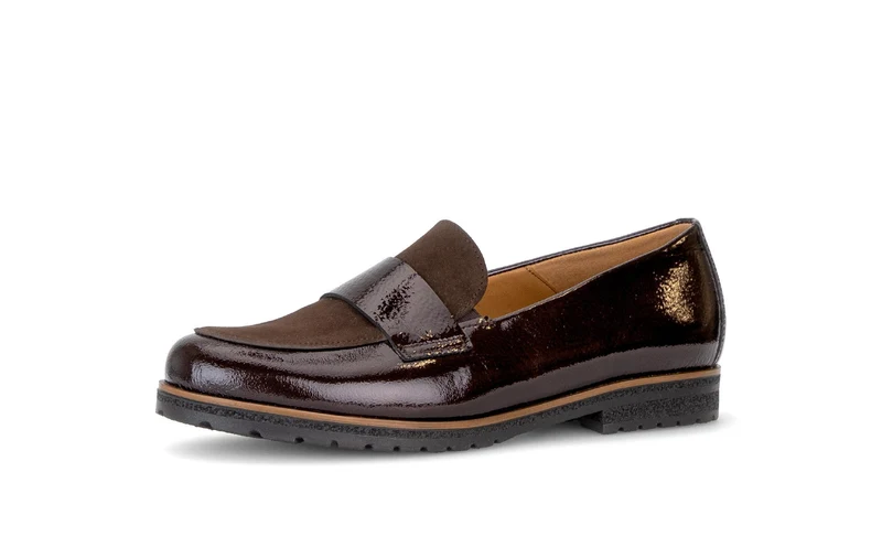 Mocassins marron en vernis et daim