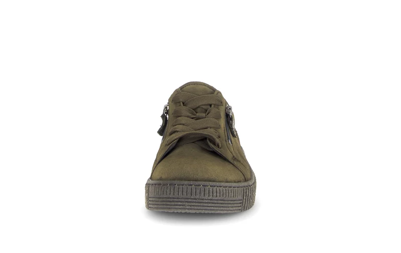 Baskets kaki en daim