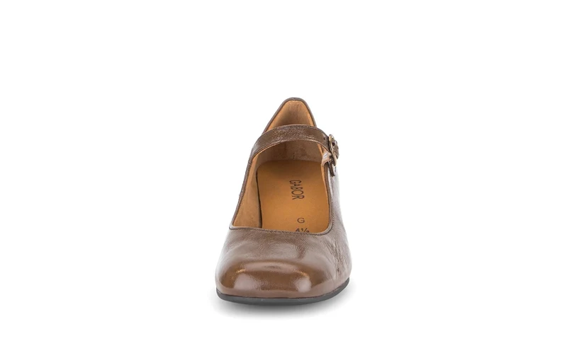 Escarpins marron en cuir verni