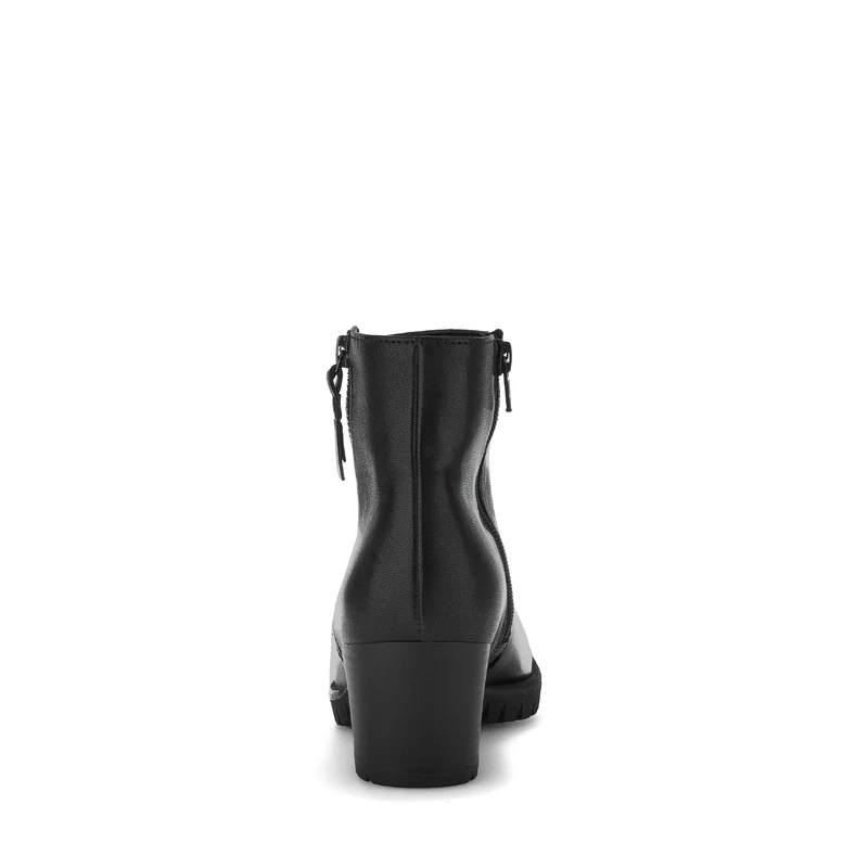 Bottines noires en cuir lisse
