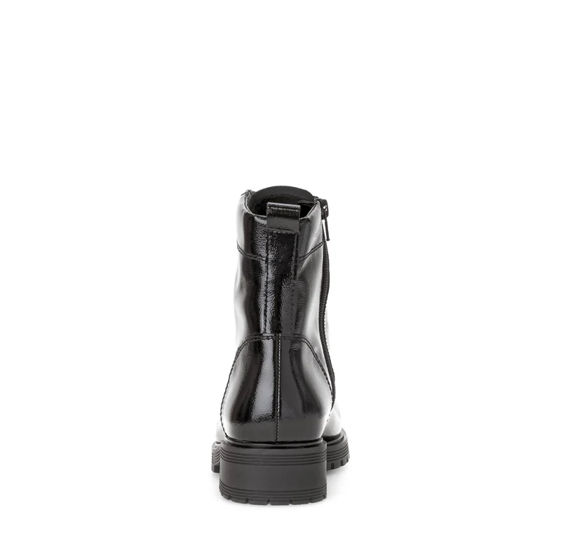 Bottines noires en cuir verni