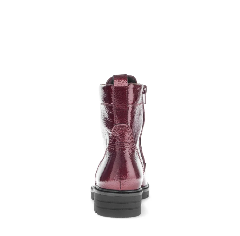 Bottines rouges en cuir verni