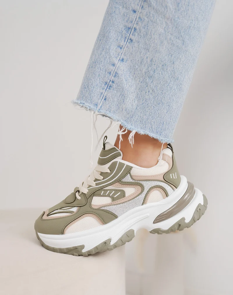 Baskets épaisses vert kaki et blanches femme – Semelle crantée et plateforme