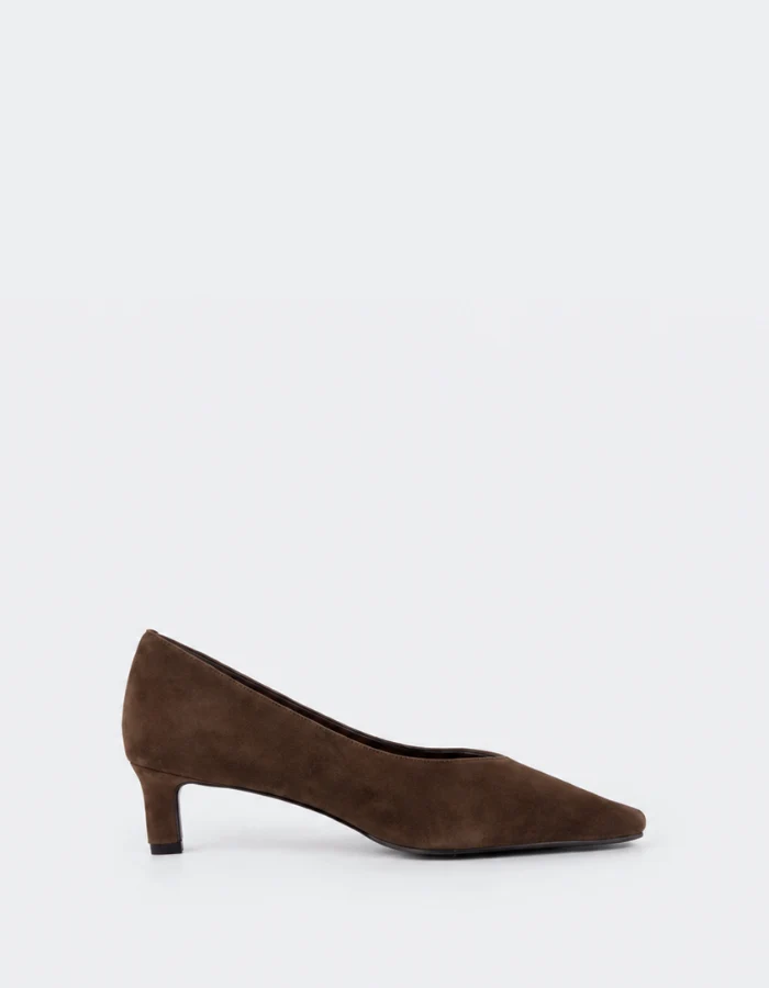 Hervee Brown Suede