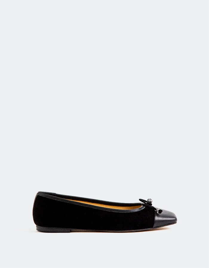 Suki Black Suede