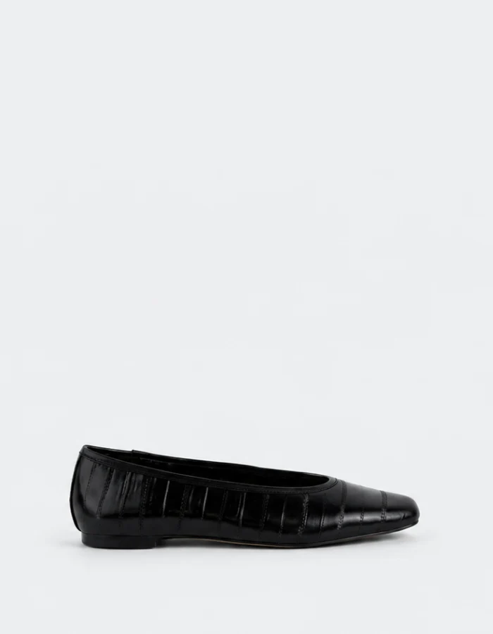 Juniper Black Eel Leather
