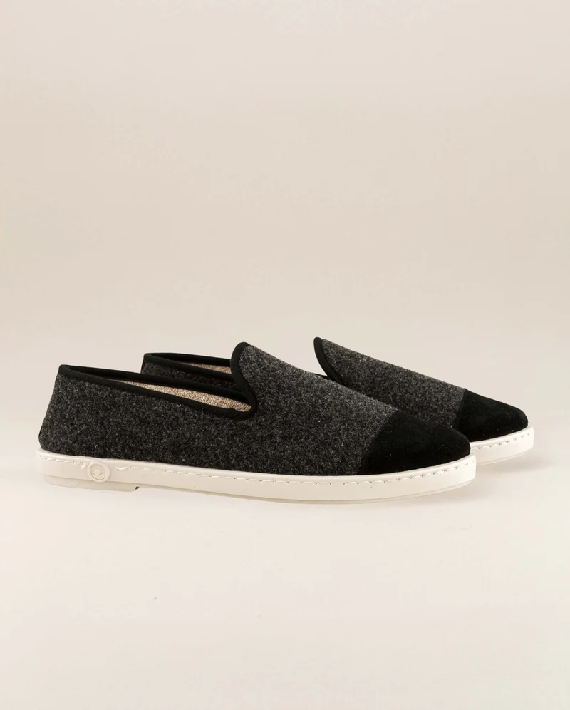 Chausson femme Bruson, laine gris foncé noir