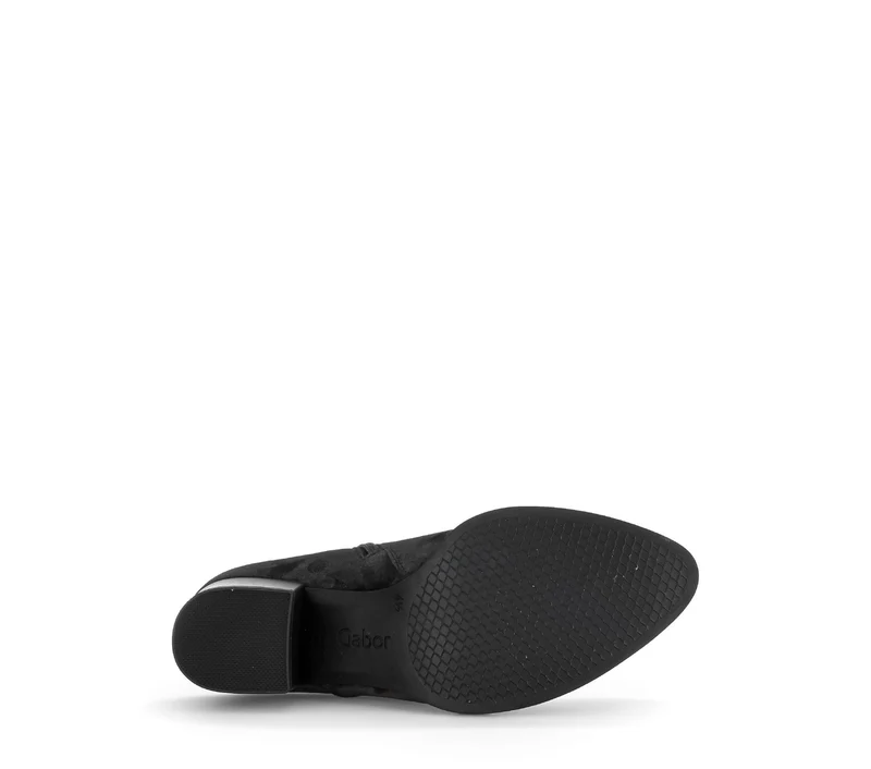 Bottines noires en cuir velours
