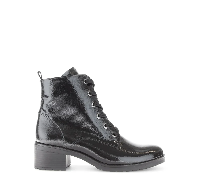 Bottines noires en cuir verni