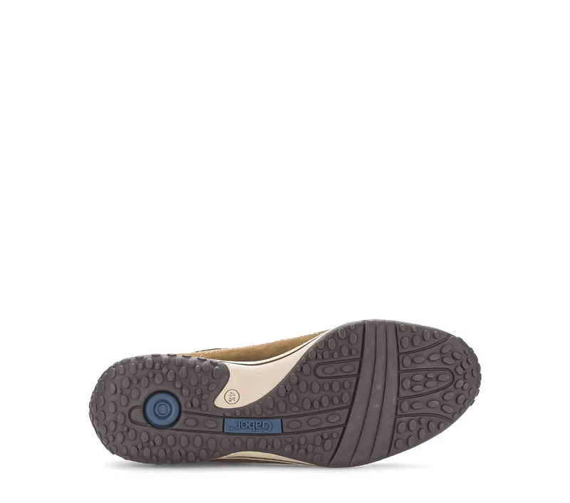 Baskets cognac en cuir nubuck