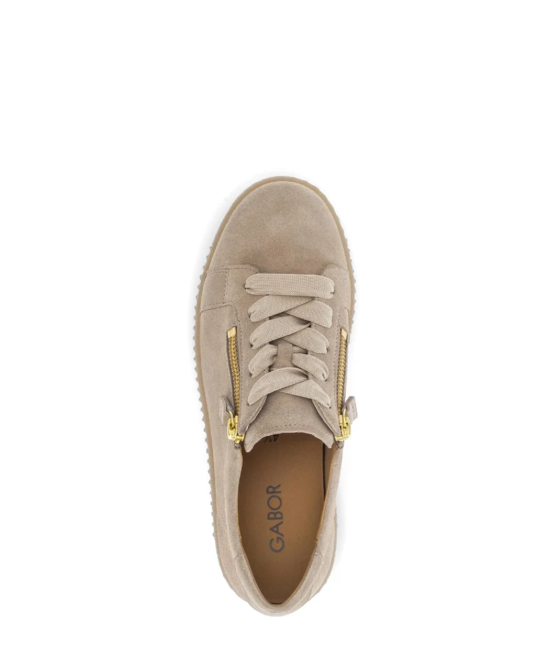 Baskets beiges en cuir velours