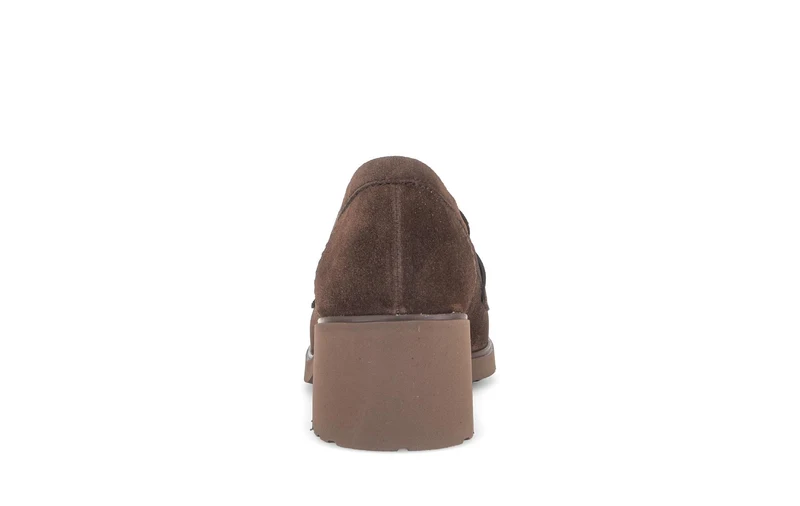 Mocassins marron en cuir velours