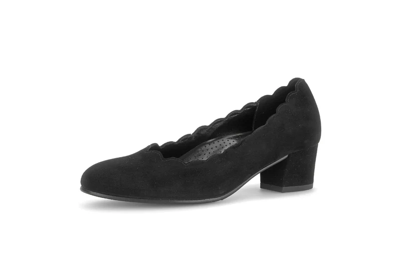 Escarpins noirs en cuir velours