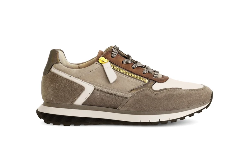 Baskets beige en combinaison cuirs