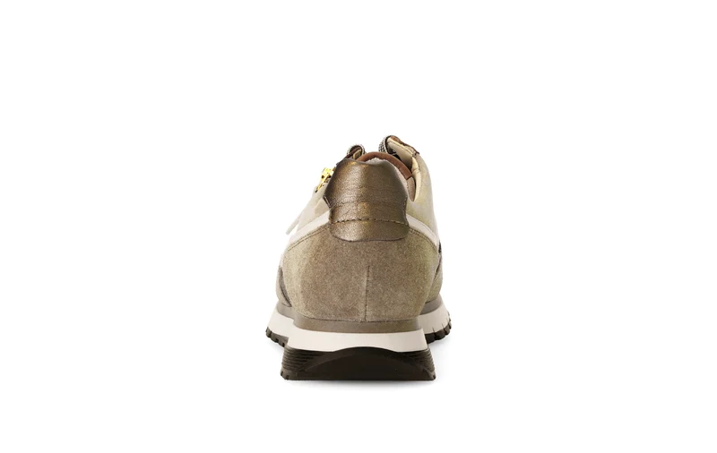 Baskets beige en combinaison cuirs